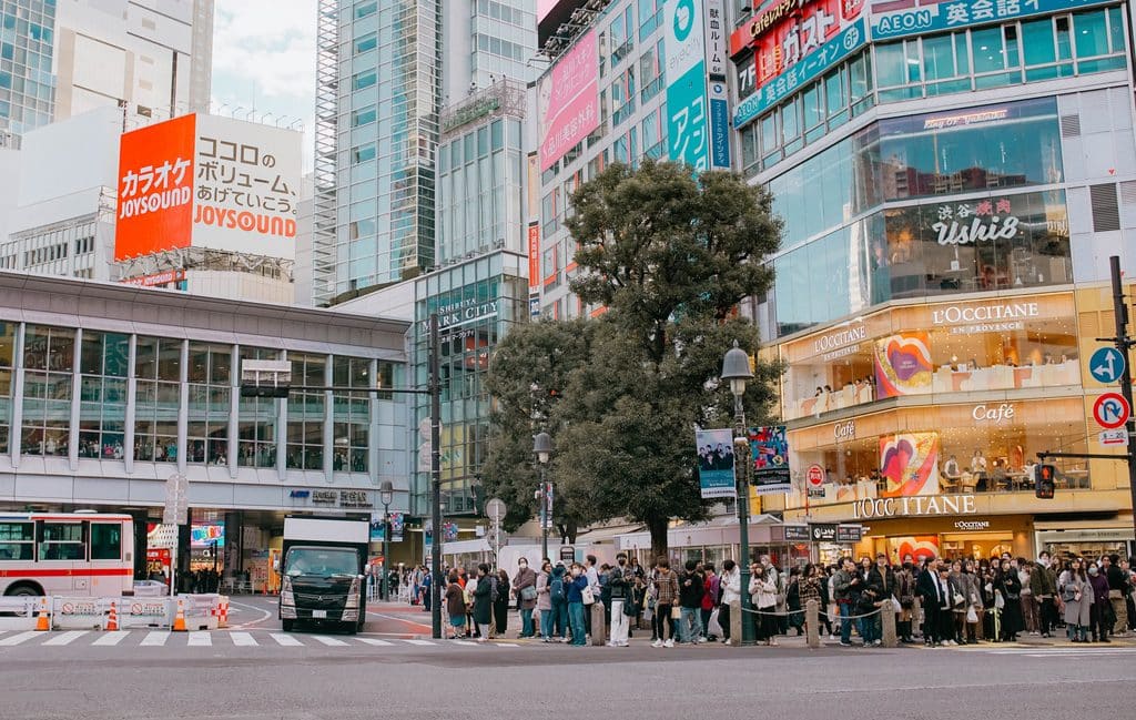 Shibuya Scramble Crossing Guide