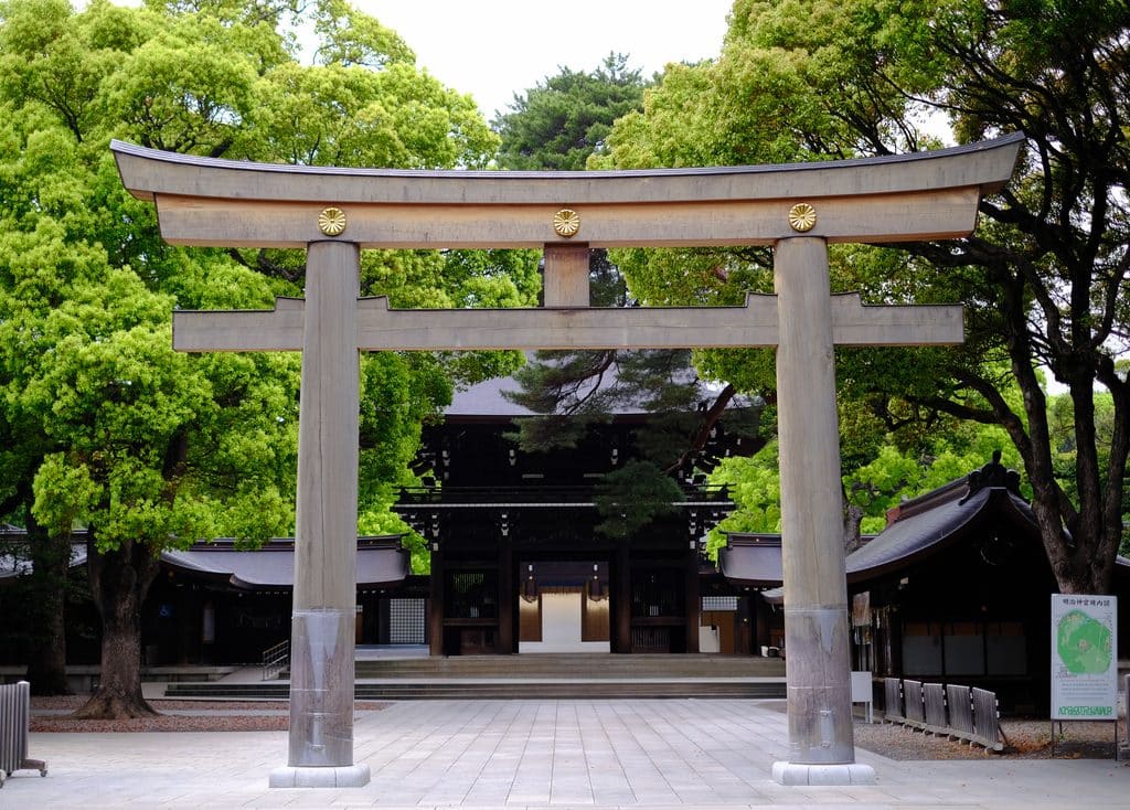 Meiji Jingu Shrine Guide