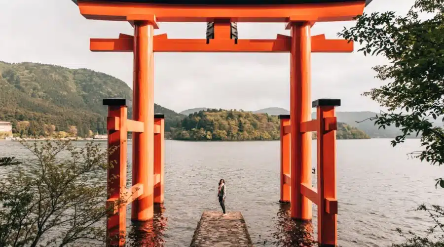 Hakone Day Trip Guide: Nature, Onsen, Art & Scenic Adventures from Tokyo