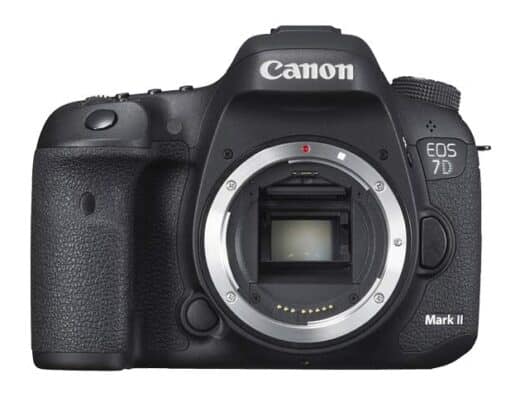 Canon EOS 7D Mark II (Body Only) for Action & Travel Photography Rental in Japan