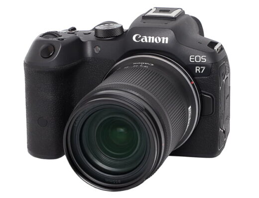 Canon EOS R7 with RF-S 18-150mm Lens Rental in Japan