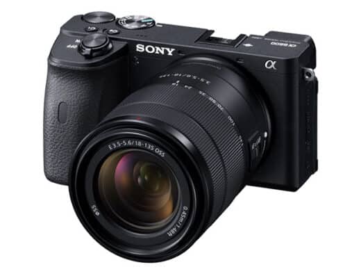 Sony α6600 ILCE-6600M (with E 18-135 mm F3.5-5.6 OSS lens) Rental in Japan