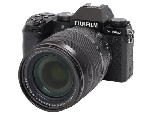 Fujifilm Travel Snap Set (X-S20, 18-135mm) Rental in Japan