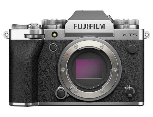FUJIFILM X-T5 Silver (body only) Rental in Japan