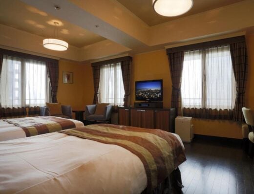Stay at Hotel Monterey La Soeur Osaka: Hotel Near Osaka Castle & Kyobashi