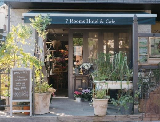 7 Rooms Hotel & Cafe Tokyo: Boutique Designer Stay Near Disneyland with Cozy Rooms