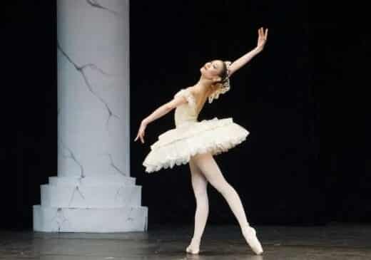 Omochabako Pa Paan Family Ballet