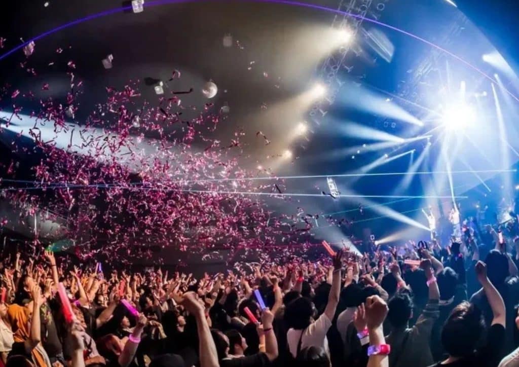 C and K Tour Sapporo