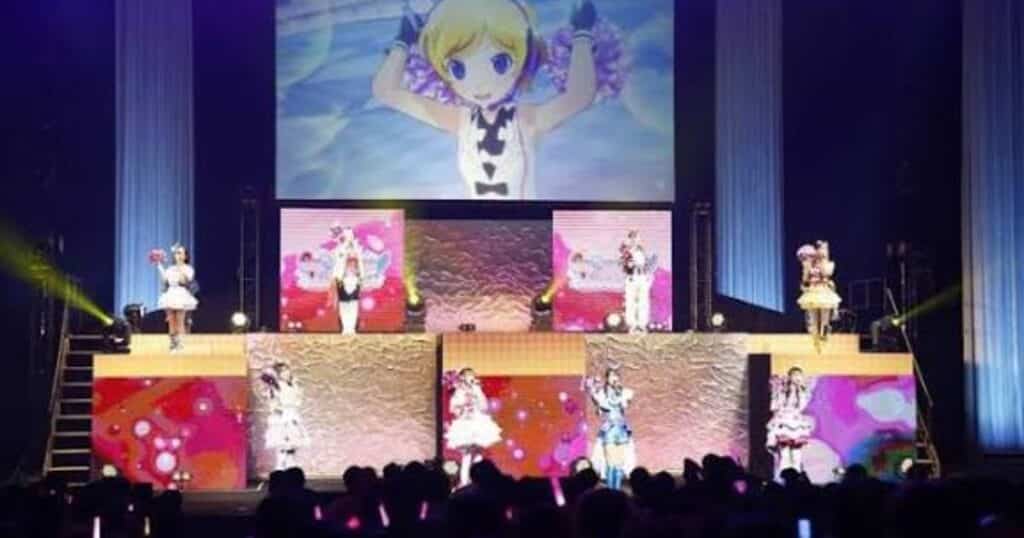 Pretty Series Crossing Live