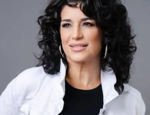 Tina Karina Sendai