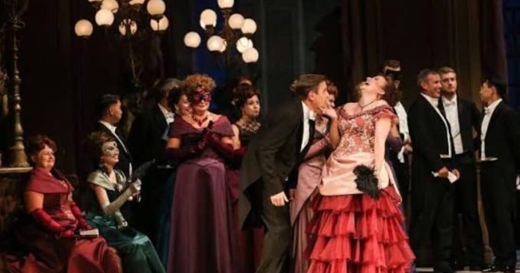 Vienna Volksoper Die Fledermaus