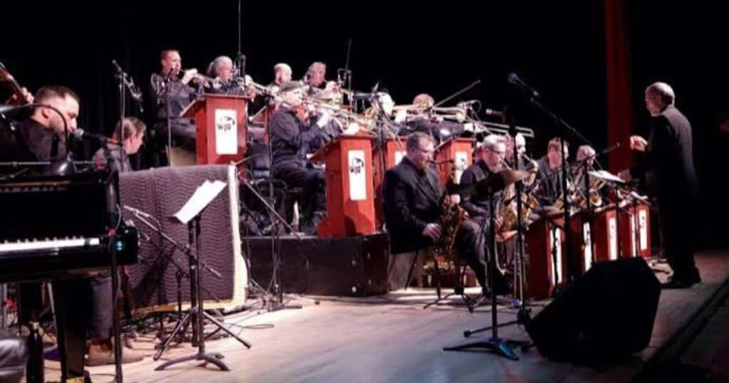 Swing Echoes Jazz Orchestra