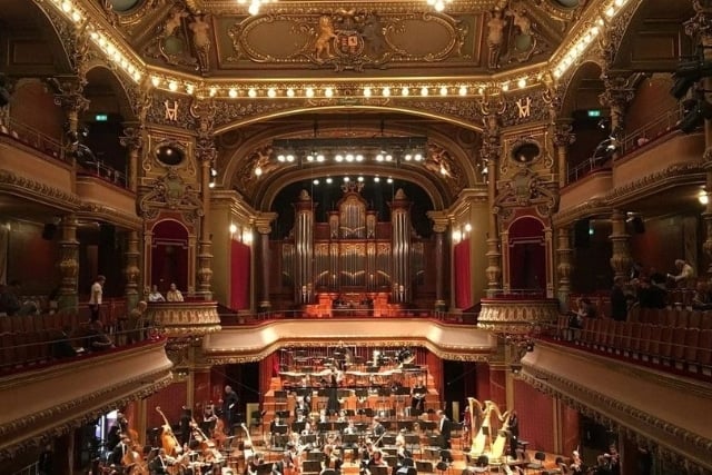 Hirakata City Opera