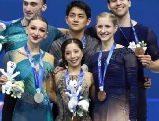 Japan Medalists on Ice
